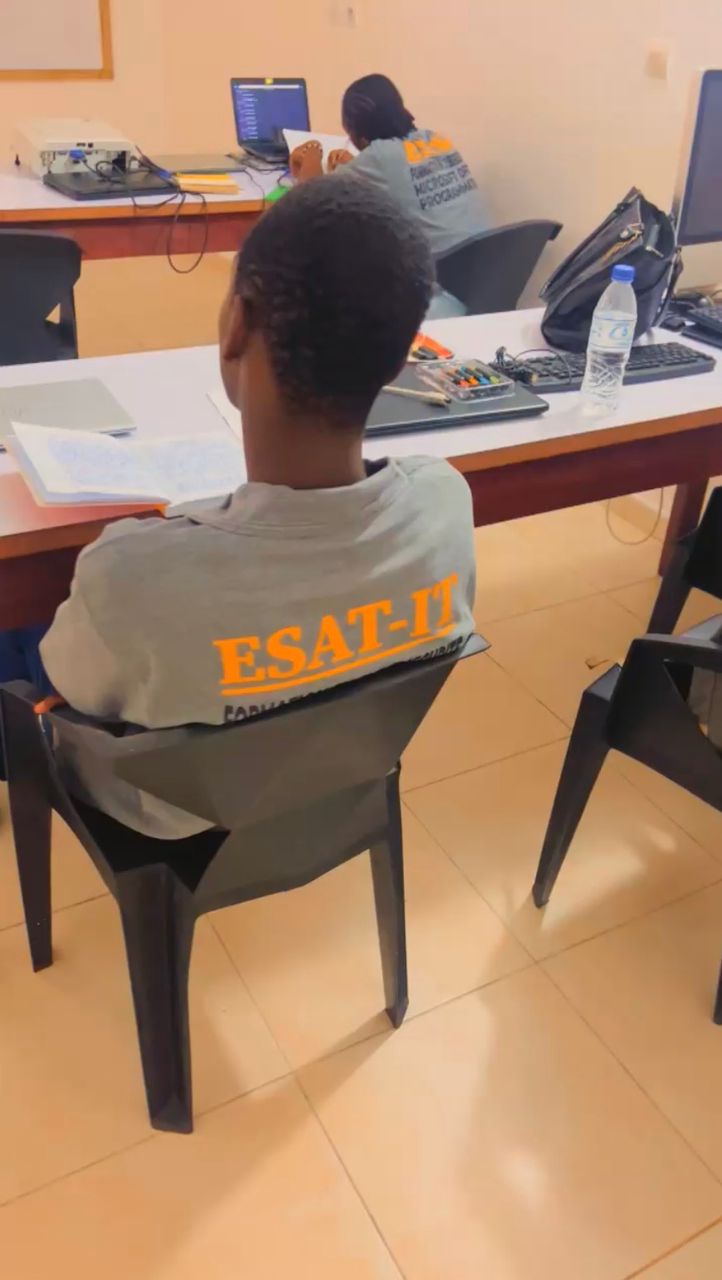 Étudiants ESAT-IT
